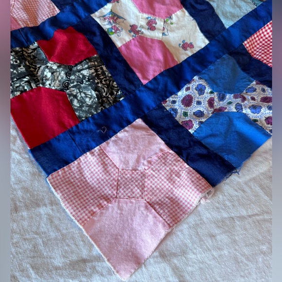 Handmade vintage quilt top patchworkrk bow tie - Picture 3 of 5